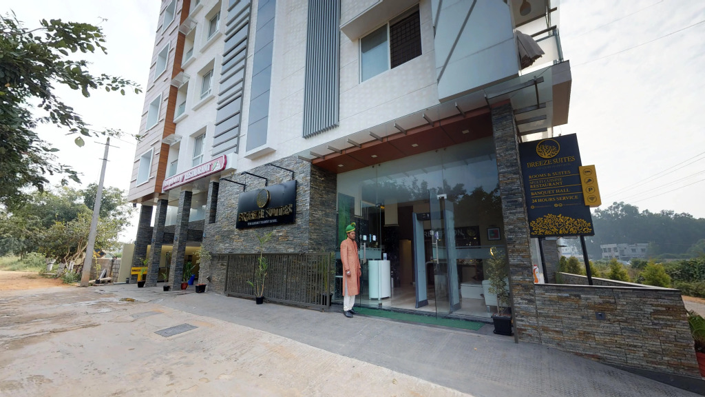 Breeze Suites Hotel