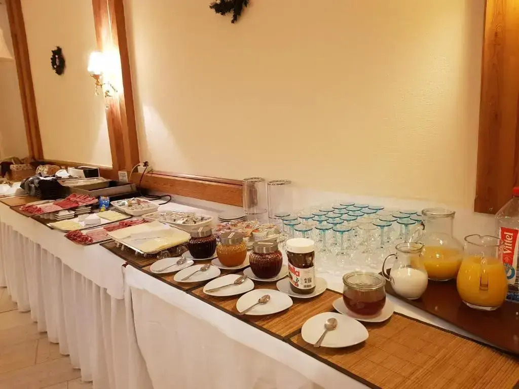 Отель Hafez Bad Salzuflen