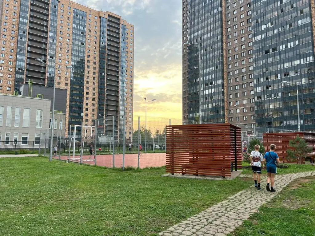 Квартира Уютная Квaртирa с Бaлкoном Рядом с КАДом