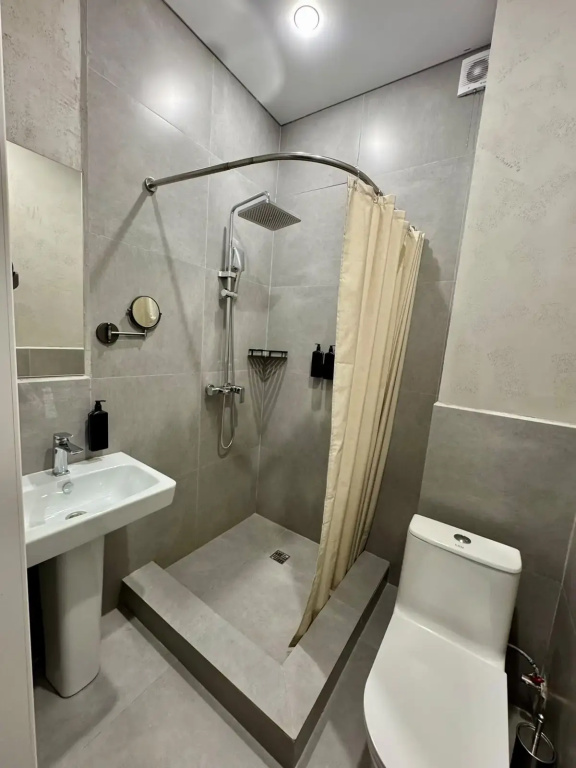 TAU 28 Hotel