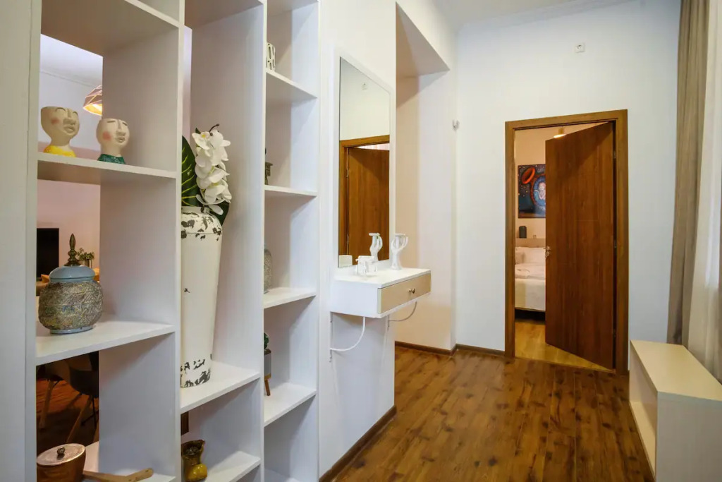 BB Residence Sololaki