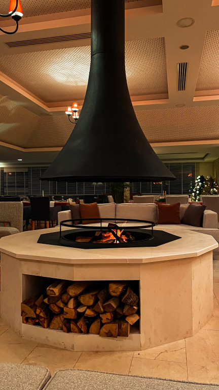 RAW BEACH HOTEL