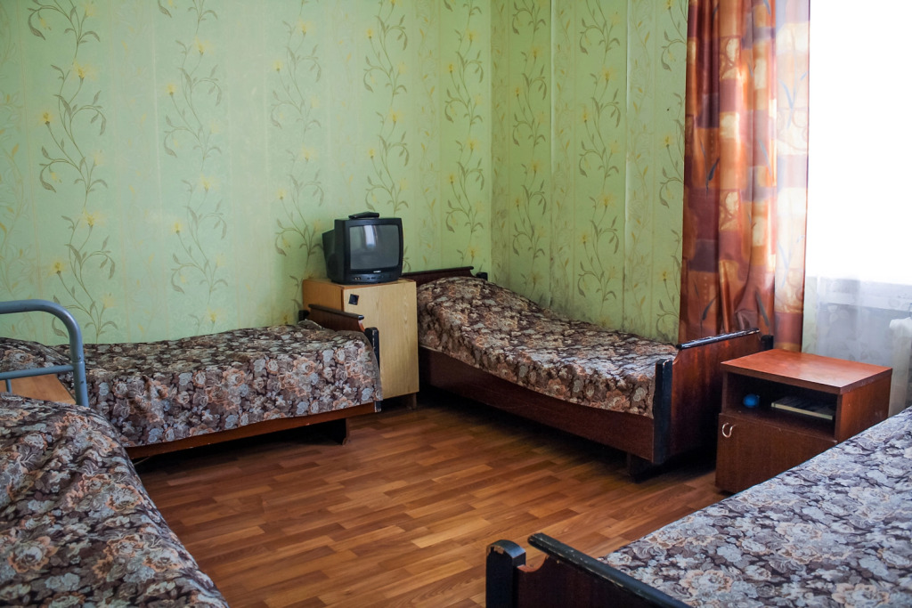 Отель Адамас