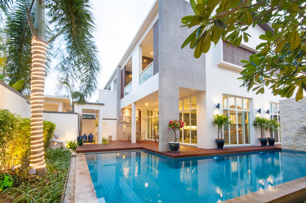 Вилла Luxurious Private pool villa near beach