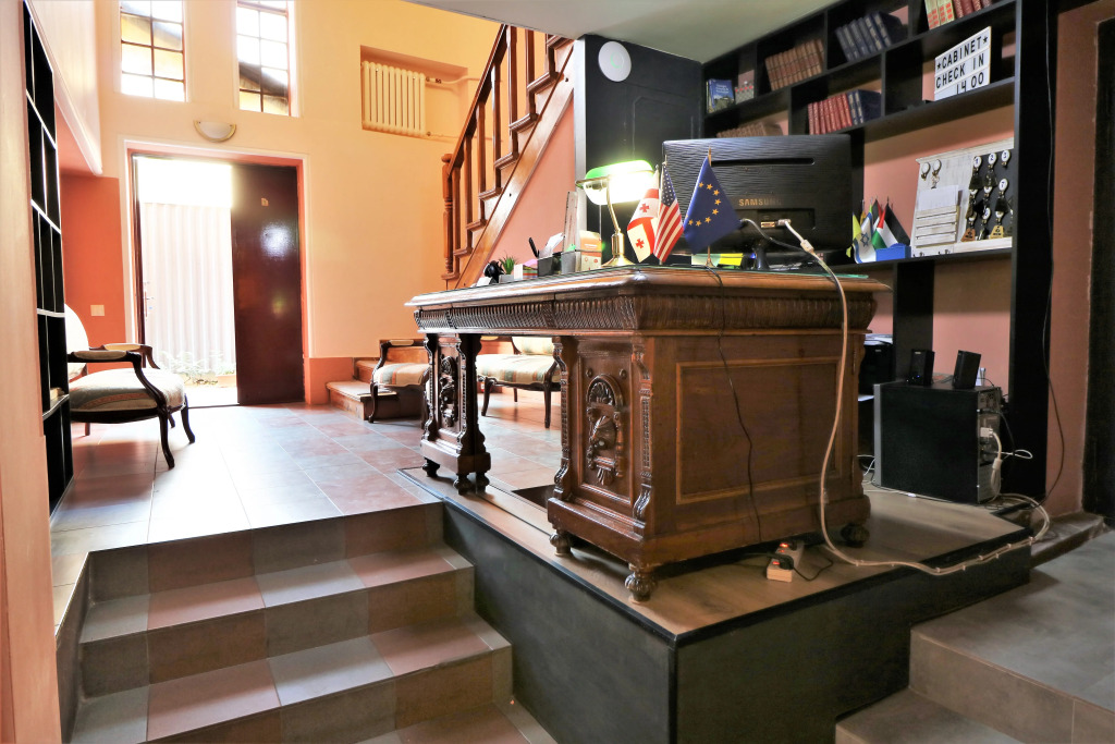 Отель Cabinet Boutique