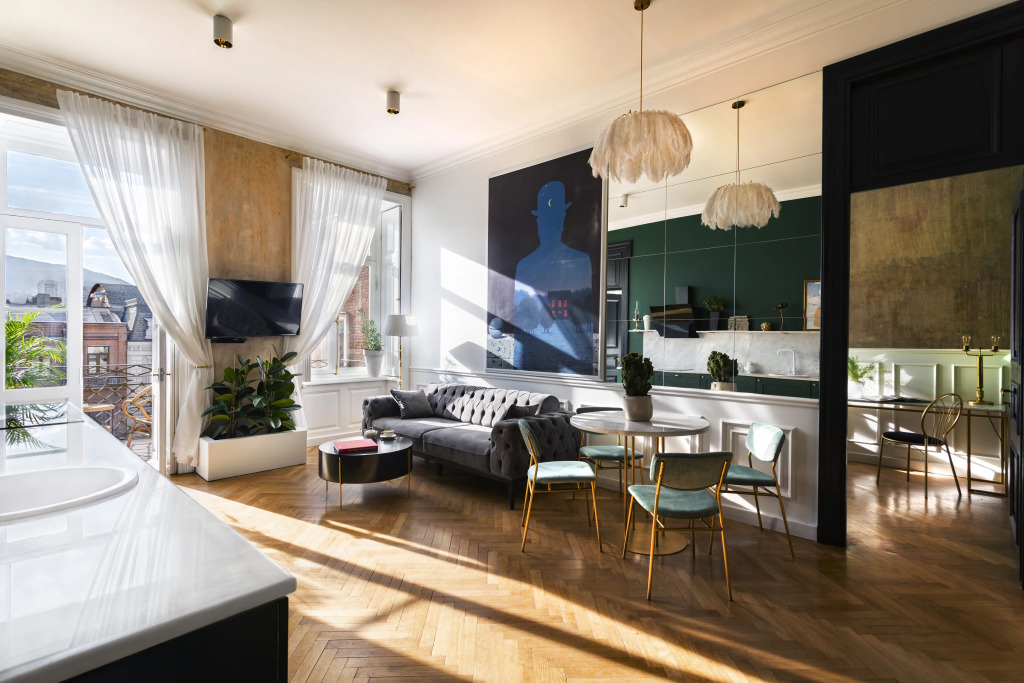 Unfound Door - Design Hotel