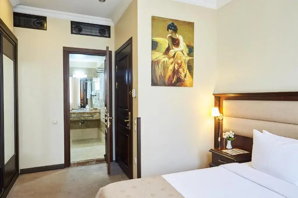 Smith Hotel