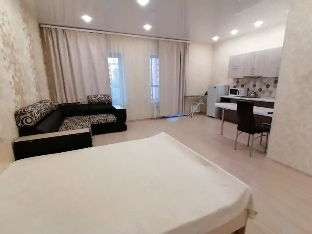 Апартаменты Like Home Красных Мадьяр 14