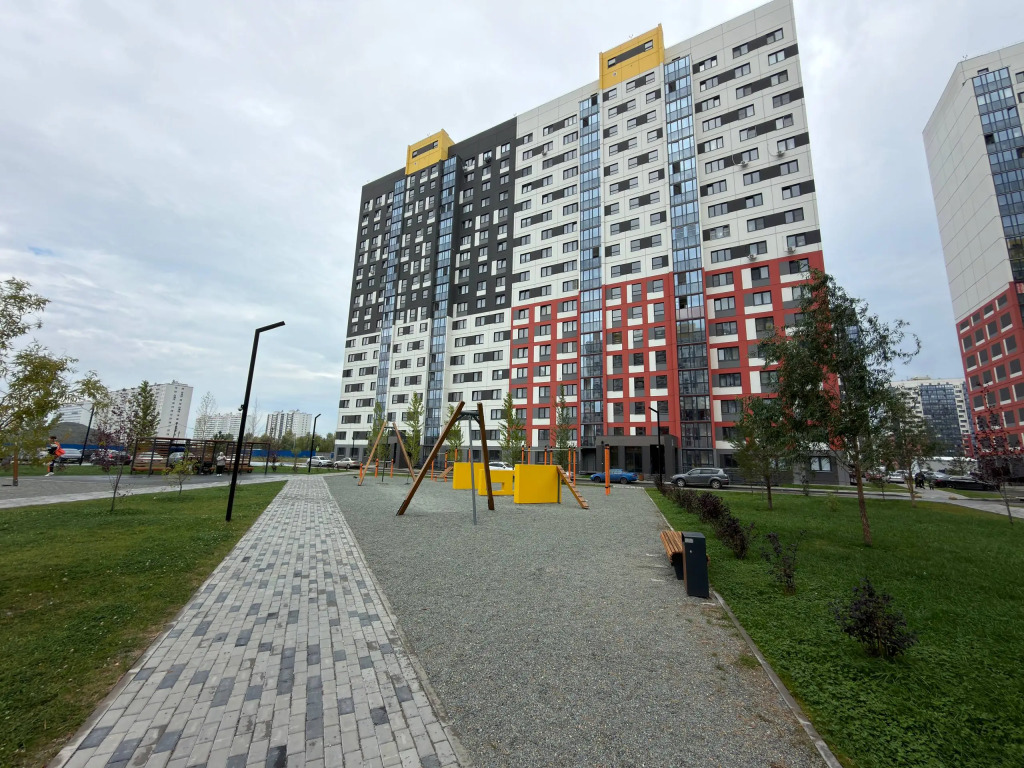Квартира HOME HOTEL Уютная квартира в спальном районе