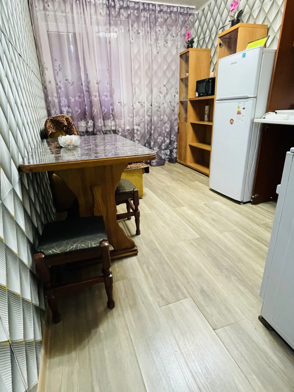 Квартира Озерня 31к1