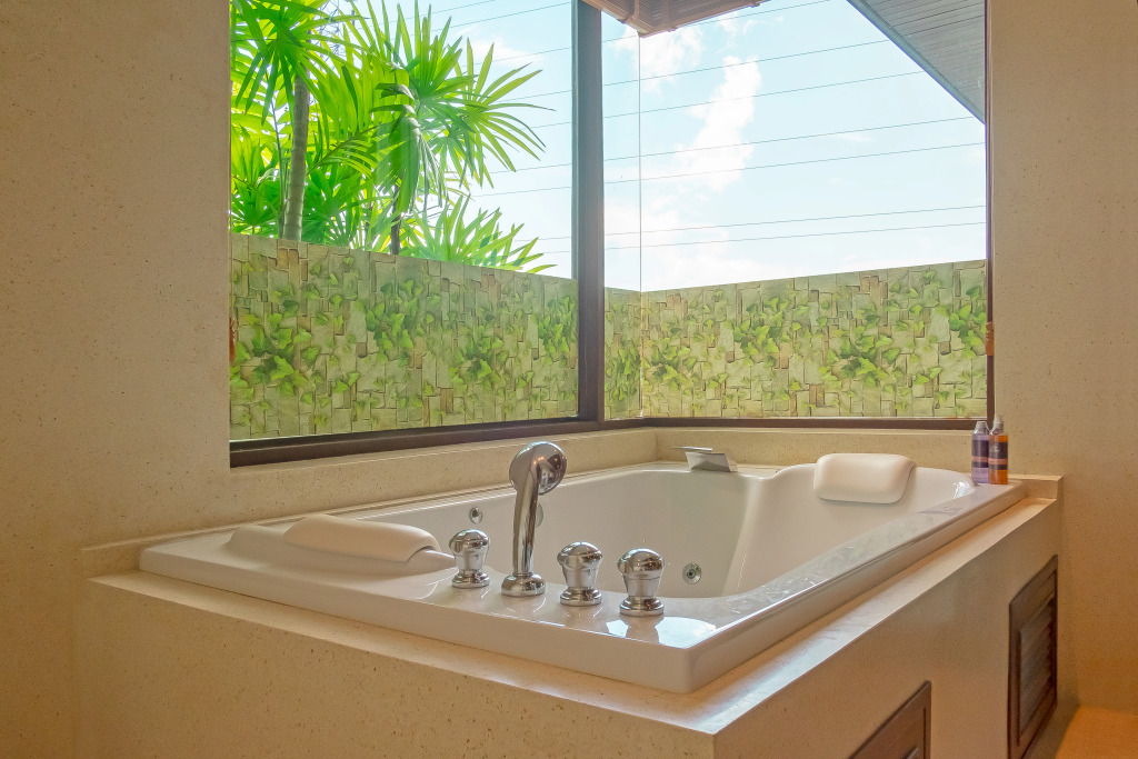 Ocean view Villa with Infinity Pool & King-bed	