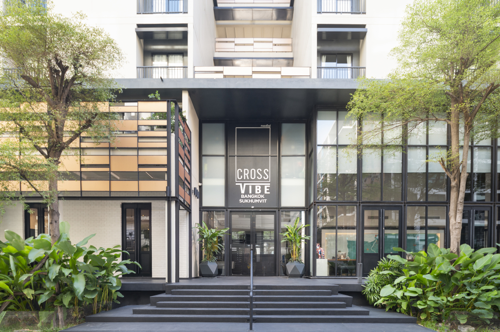 Отель Cross Vibe Bangkok Sukhumvit