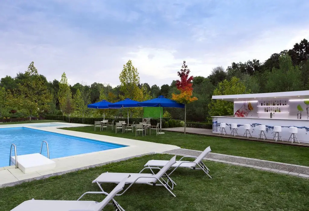 Mak Albania Hotel