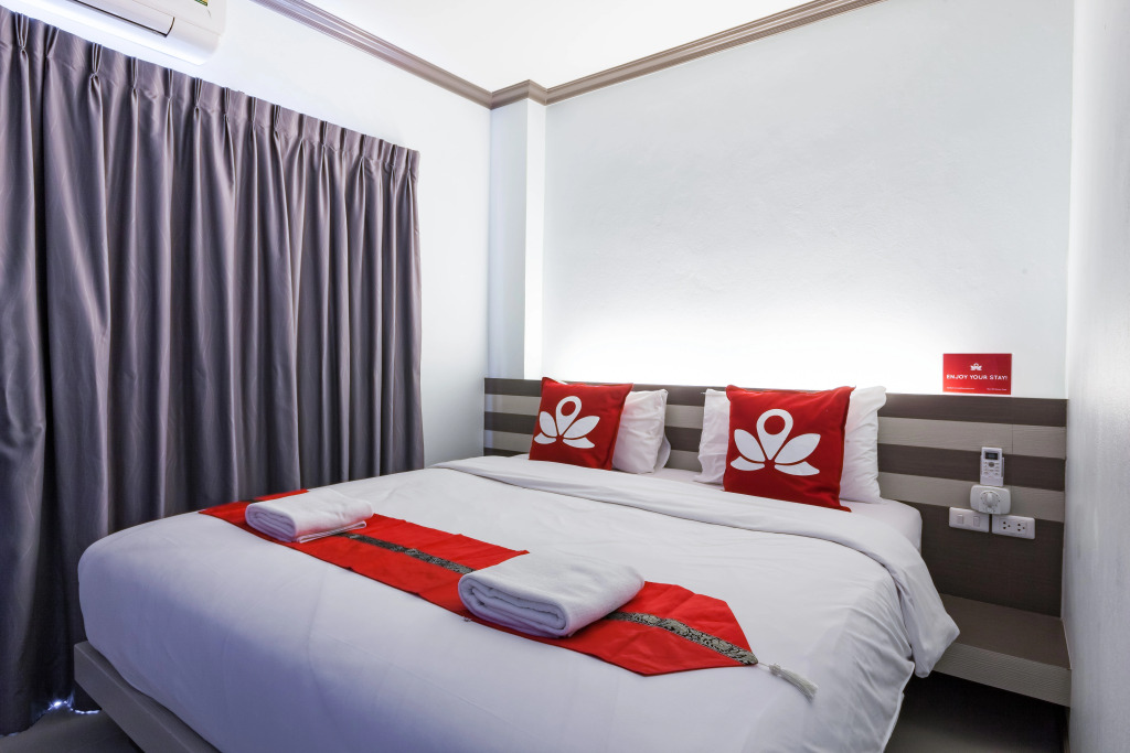 Отель ZEN Rooms Patong Soi Chuwong