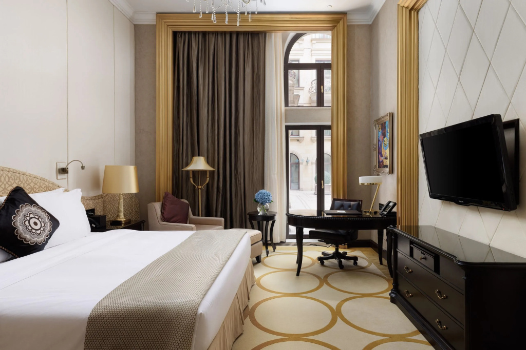 5 ★ Отель The St. Regis Moscow Nikolskaya