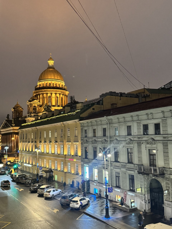 Квартира Просторная в Сердце Санкт Петербурга
