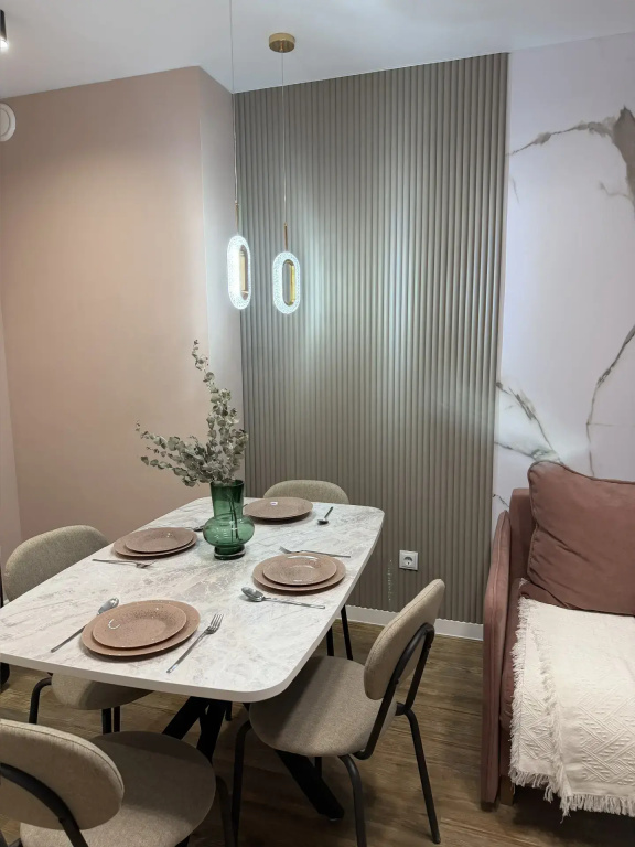 Квартира Евро 2К BeGuest с балконом на Отрадной 1 для 4 гостей