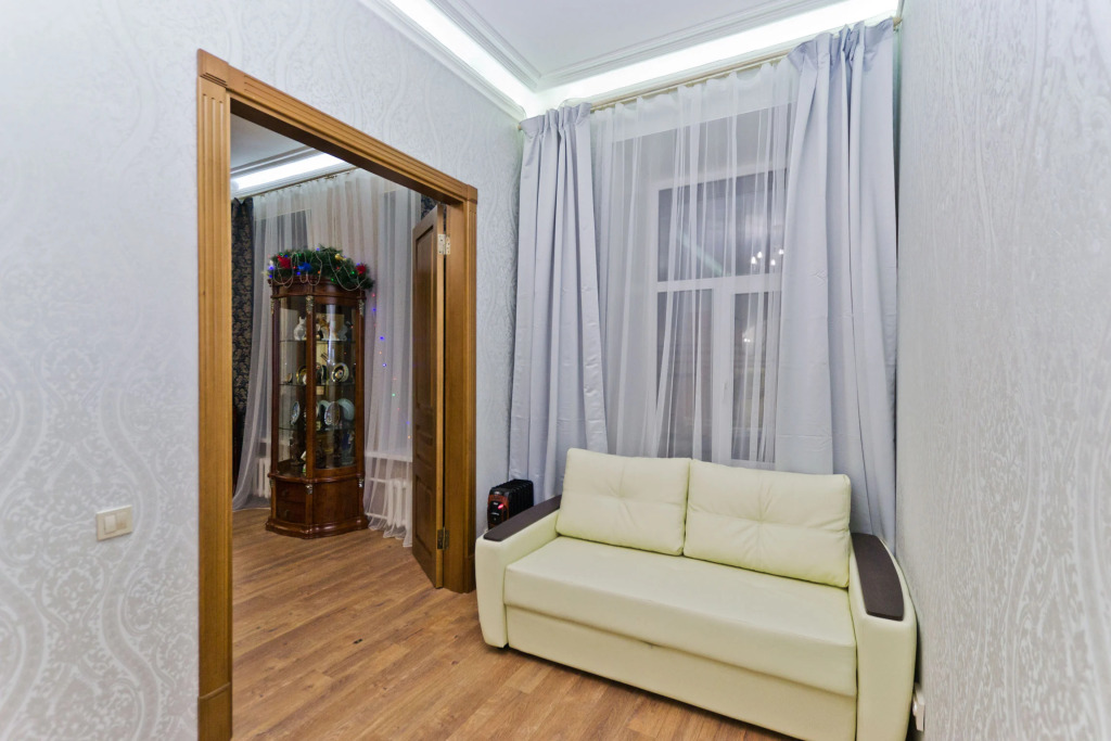 Апартаменты SpbStay на Невском проспекте 82
