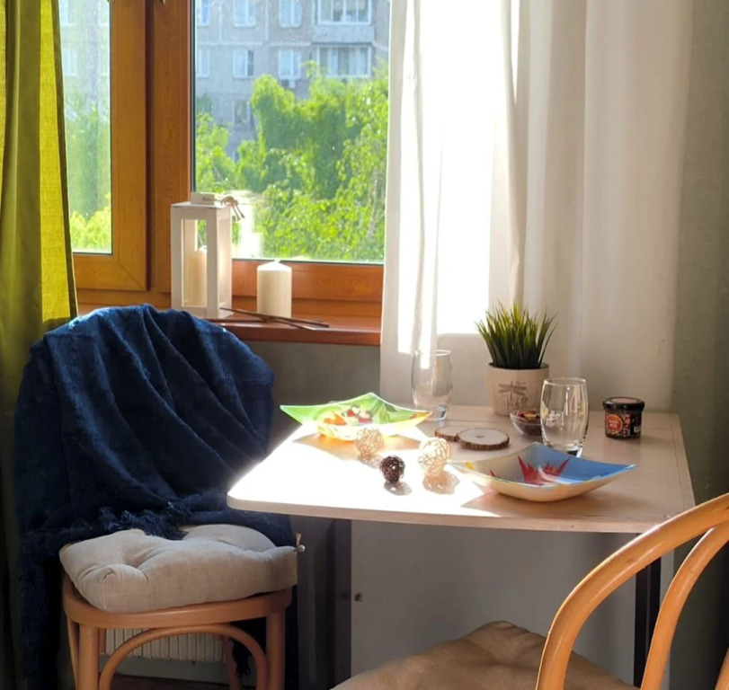 Просторные апартаменты Lora Home на Пражской