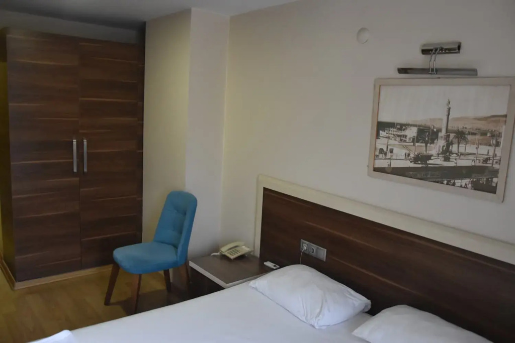 Отель Merkez Otel