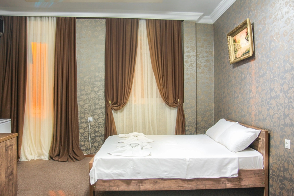 Отель New Palace Shardeni