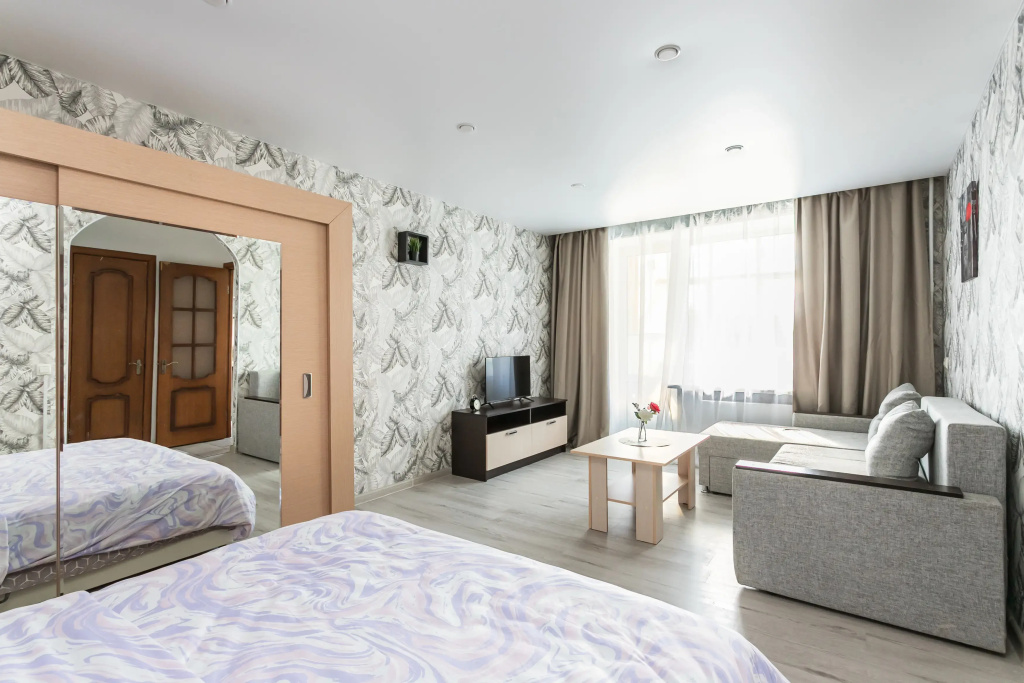 Na Bakinskoy 13 Flat