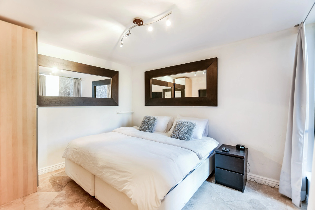 12 room Scottsdale Golf Tennis Lake Resort Villa