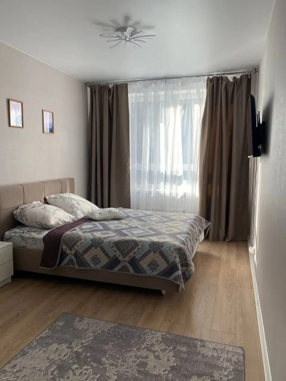 Odnokomnatnaya S Balkonom Flat