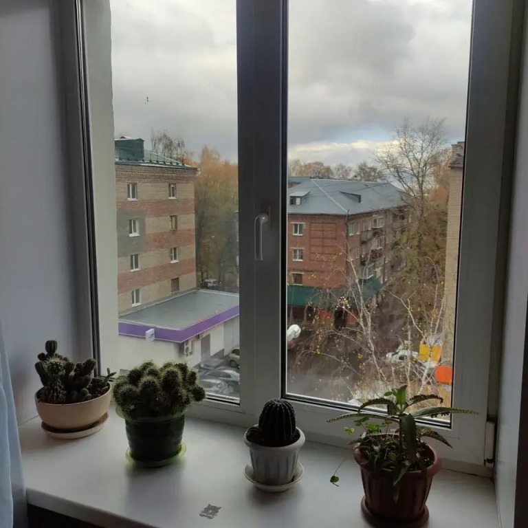 Квартира трехкомнатная мкрн. Западная поляна
