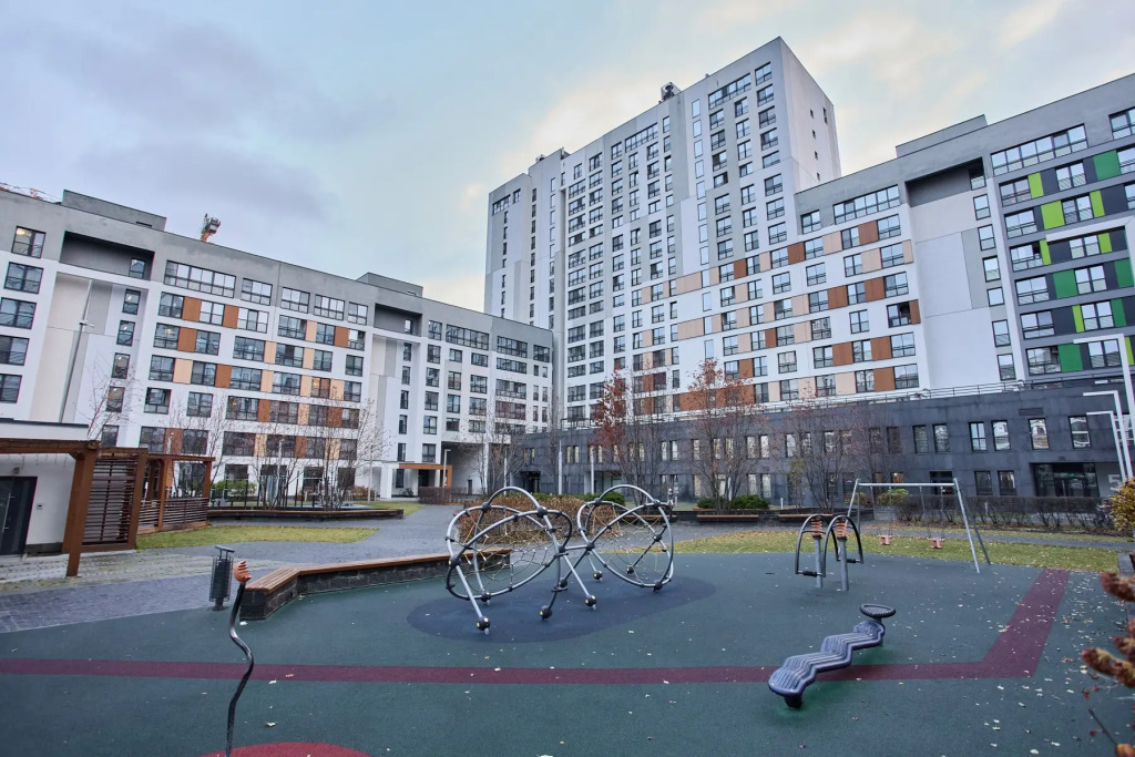 Квартира Стильная Посуточно в Доме Комфорт-Класса рядом с Центром Города