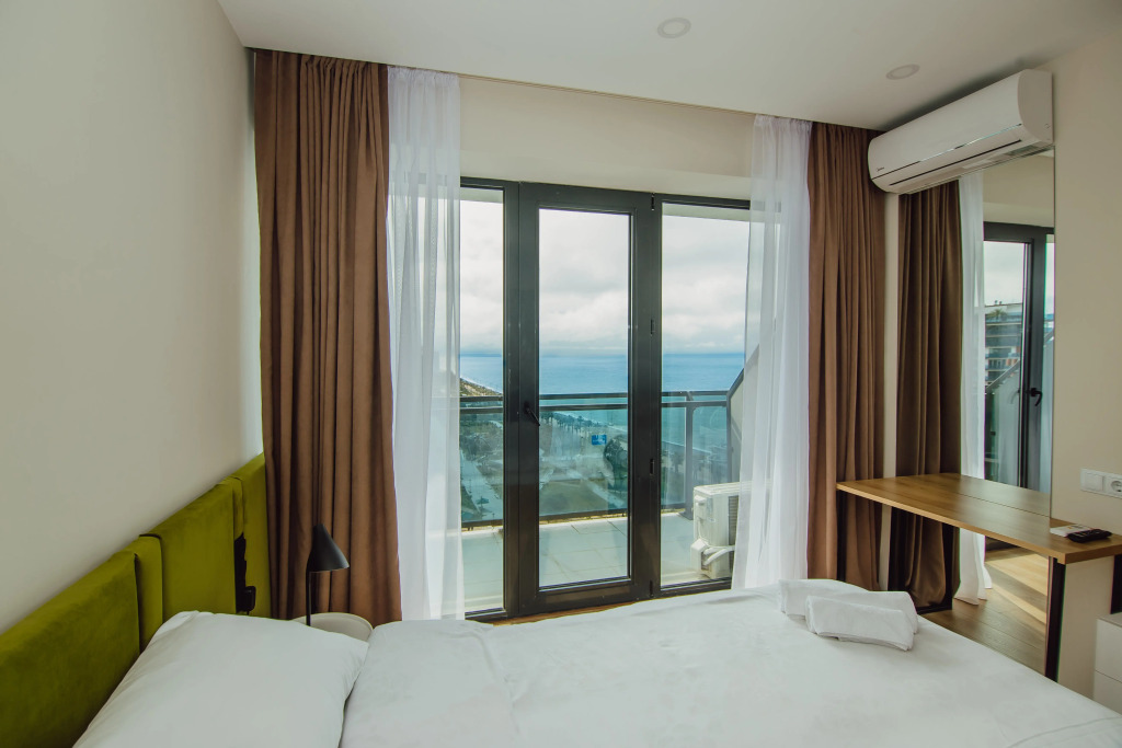 Апартаменты VIP Beach Front Sea View Studio