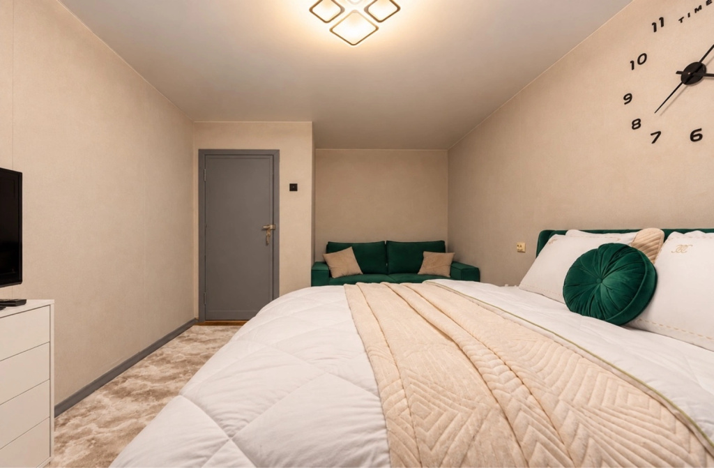 Flat Na Mozhayskom Shosse 22