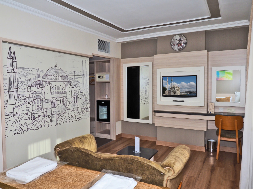 Отель Bulvar Palas Old City