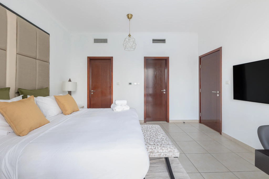 Апартаменты Welcome Home in The Residences