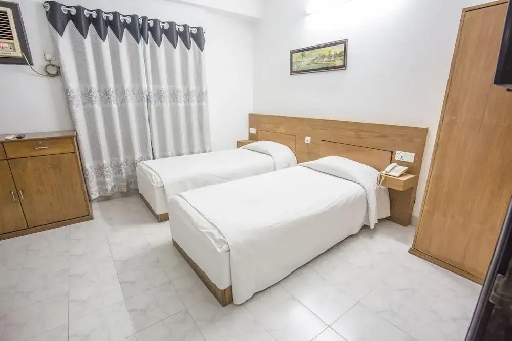 Отель Sel Nibash Hotel & Serviced Apartments