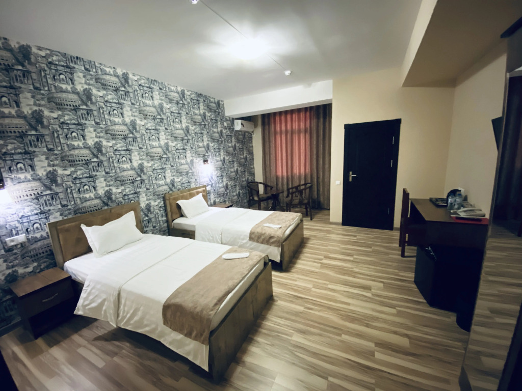 TOURIST INN hotel
