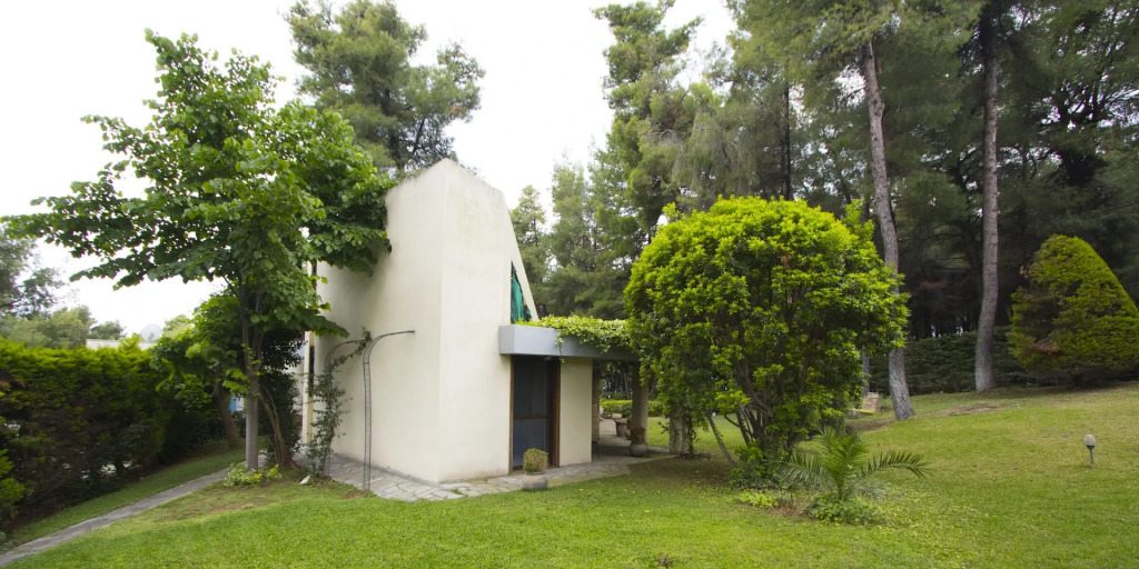 Вилла Araucaria Shared Pool Sani