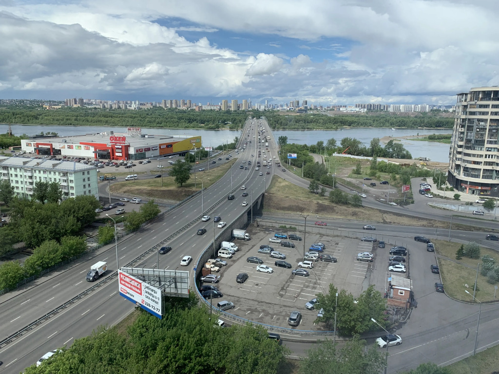 Квартира С панорамным видом на город с 13 этажа Б