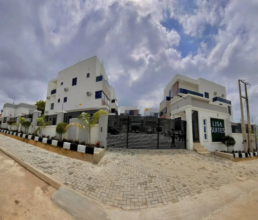 Lisa Suites and Hotels