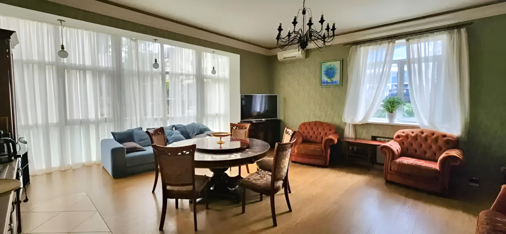 Квартира посуточно район Бытха