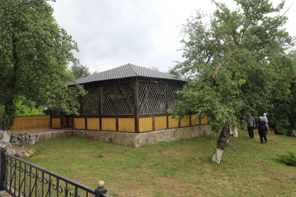 Вилла Беной Тревел