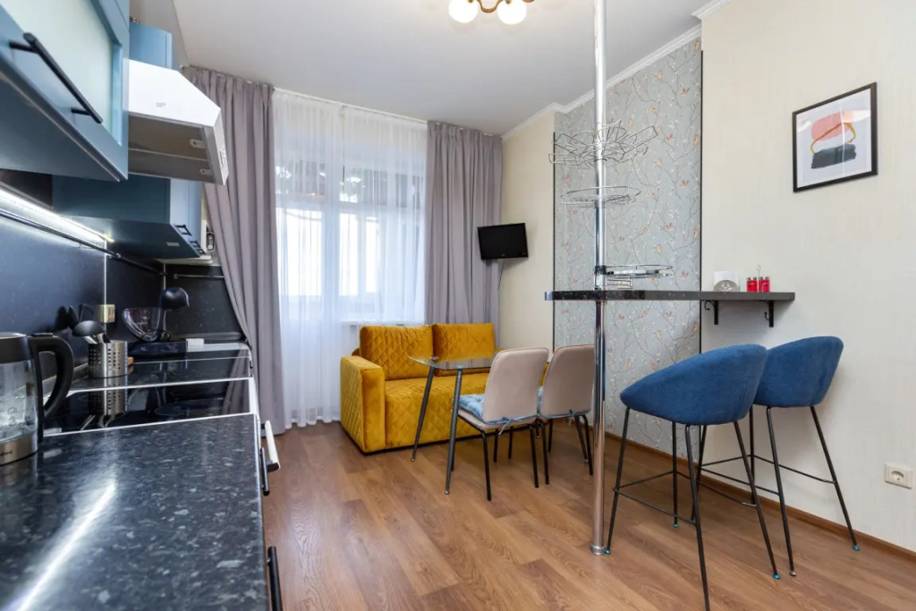 АПАРТАМЕНТЫ REHOME24 на 12 этаже вид на город