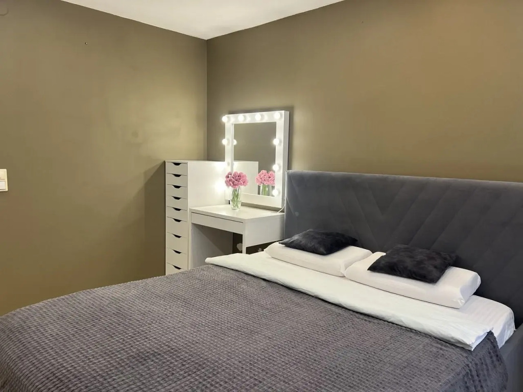 Квартира Izh Apartments с Панорамной Лоджией
