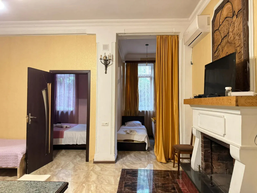 Апартаменты Nana's Apartment With Garden