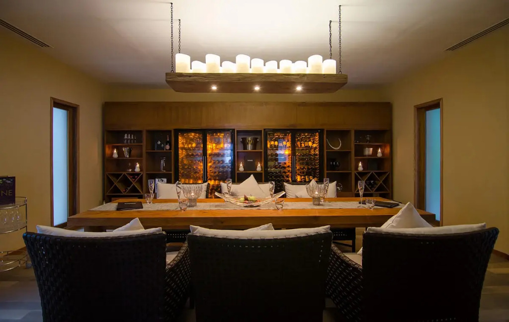 Отель V Villas Maldives at Mirihi - MGallery Collection
