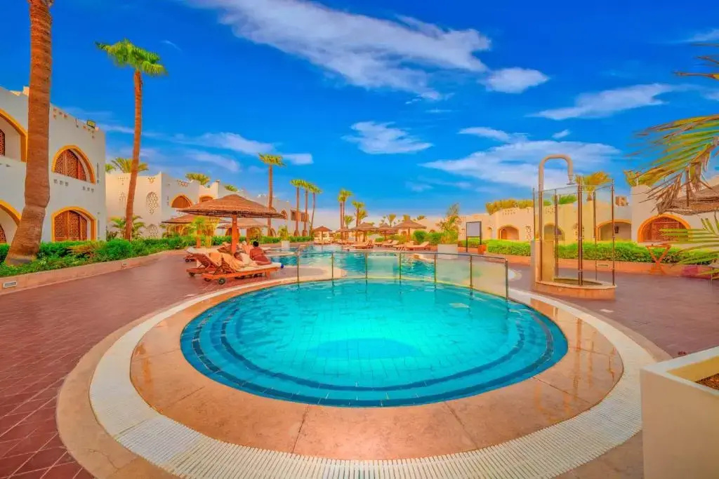 Курортный отель Domina Coral Bay Resort