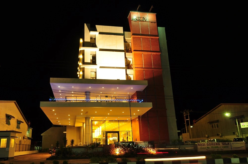 Aston Ketapang City Hotel