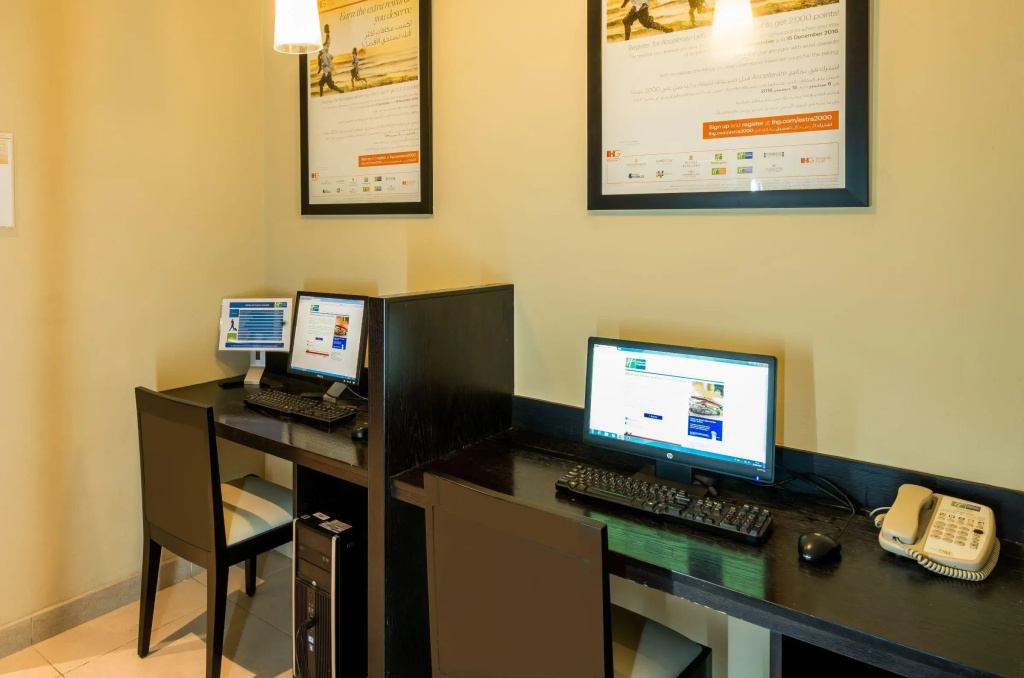 Holiday Inn Express Dubai, Jumeirah by IHG