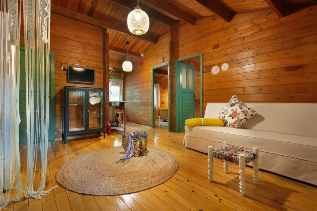 Gayb-i Bungalows , Plus 12 Years Old - Free Access to Beach