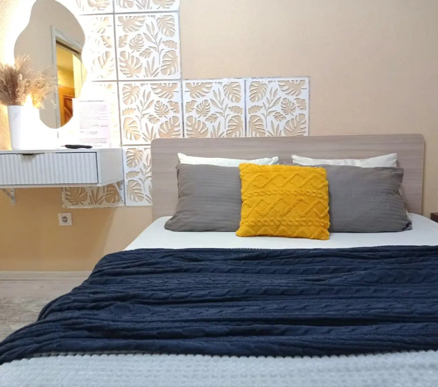 V Tikhom Meste Nedaleko Ot Vokzala Flat